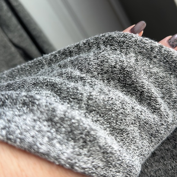 WHBM cropped sweater - Picture 5 of 6